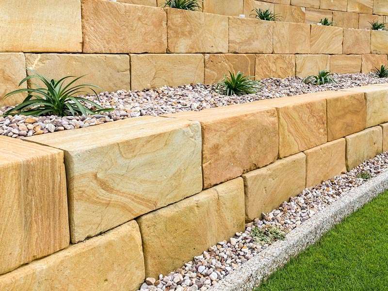 A Grade sandstone uses 6 sawn sided blocks